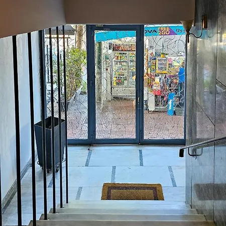 The Acropolis Hideaway 2-Bdr Apt Next To Metro Atenas Exterior foto