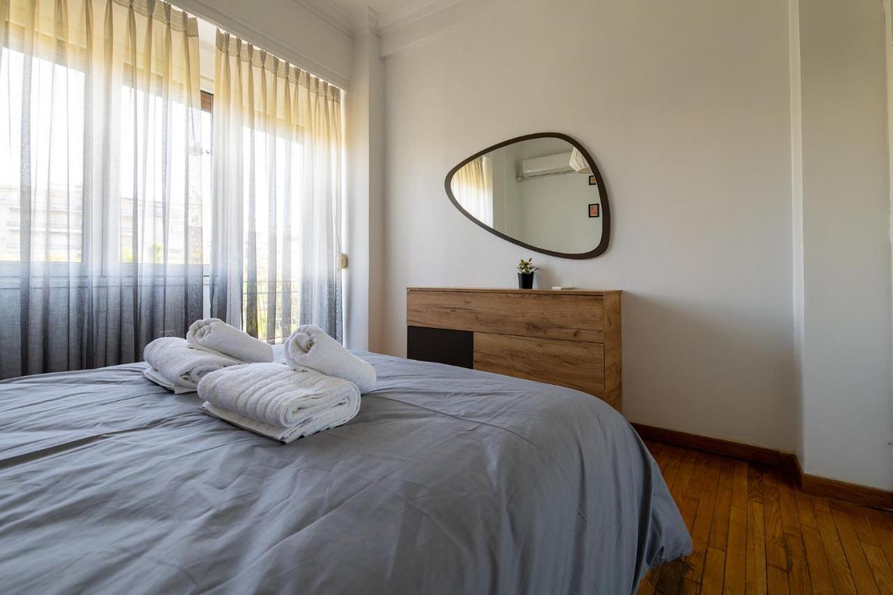 Apartment The Acropolis Hideaway 2-bdr Next To Metro Athens