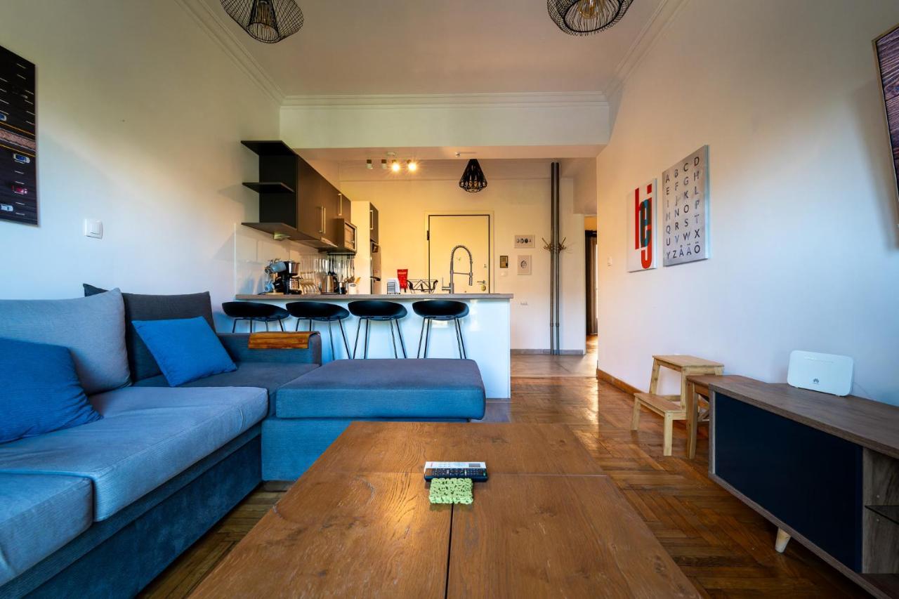 Apartment The Acropolis Hideaway 2-bdr Next To Metro Athens